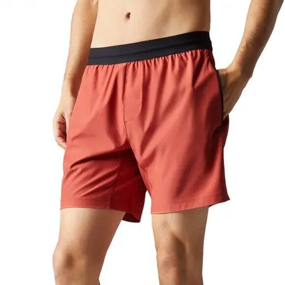 Rhone Mako 5 Inch Water Repellent Athletic Shorts in Baked Clay Size S - Picture 1 of 7